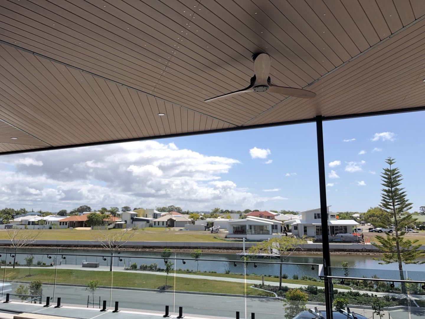 Stato del mercato WPC- 广州圆航-第 3 组-张丽霞